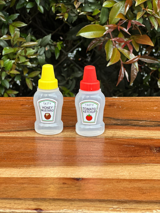 Mini ketchup containers